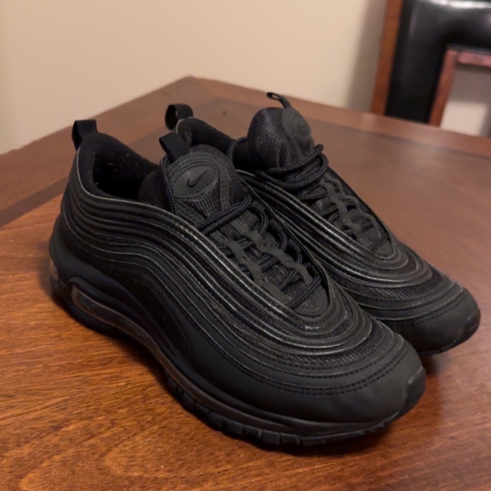 Women’s Nike Air Max 97